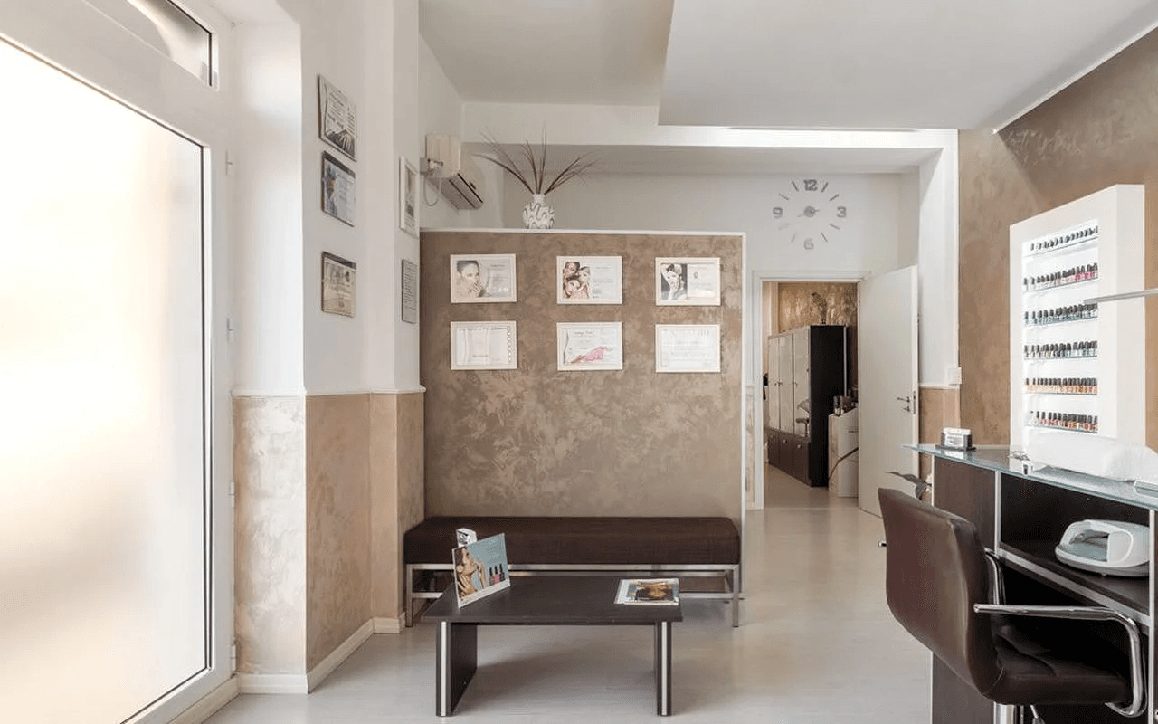 Inside Nails Center MG in Ostuni — photo 8 of 8